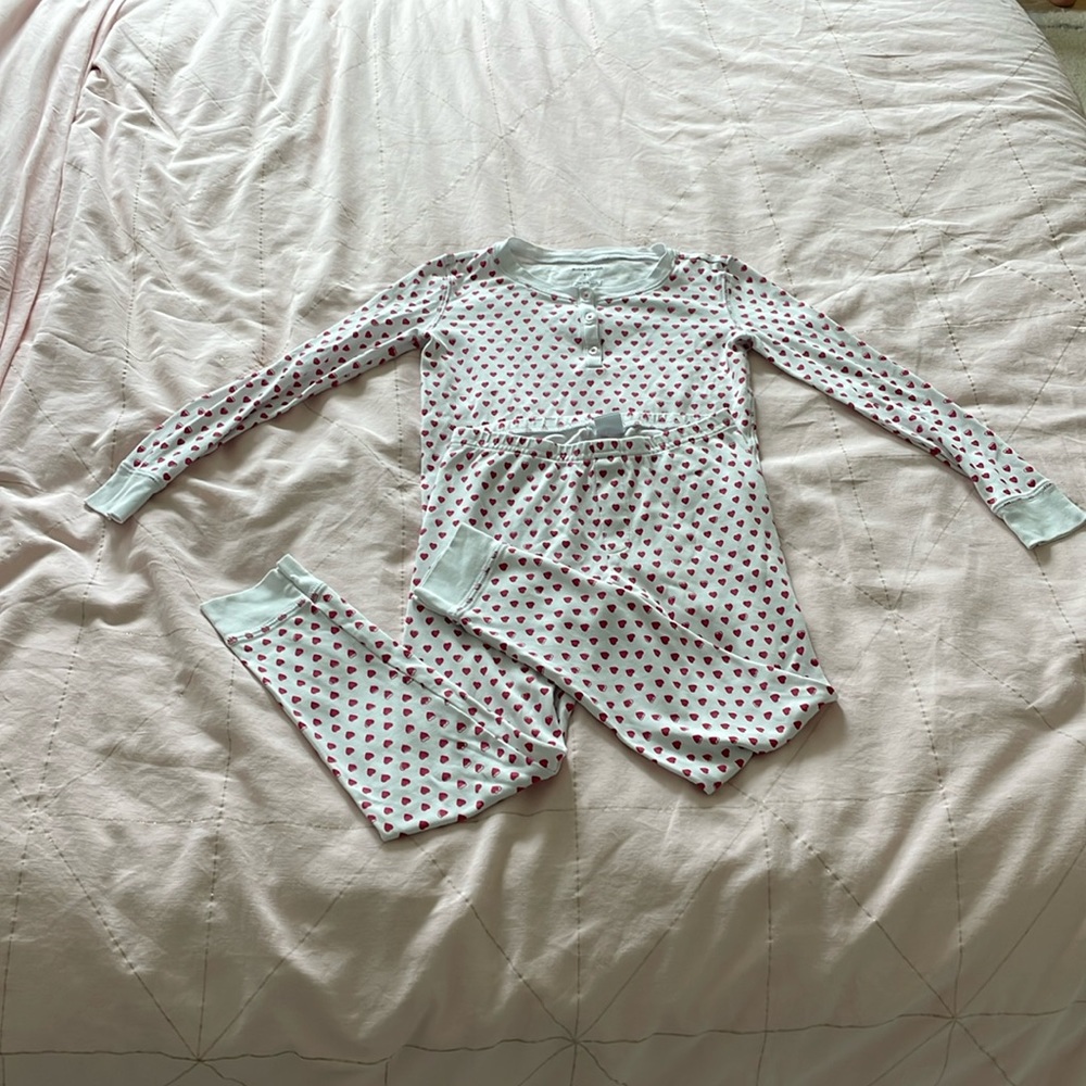 Roller Rabbit kids pajamas set- size 10 - white with pink hearts - gently used